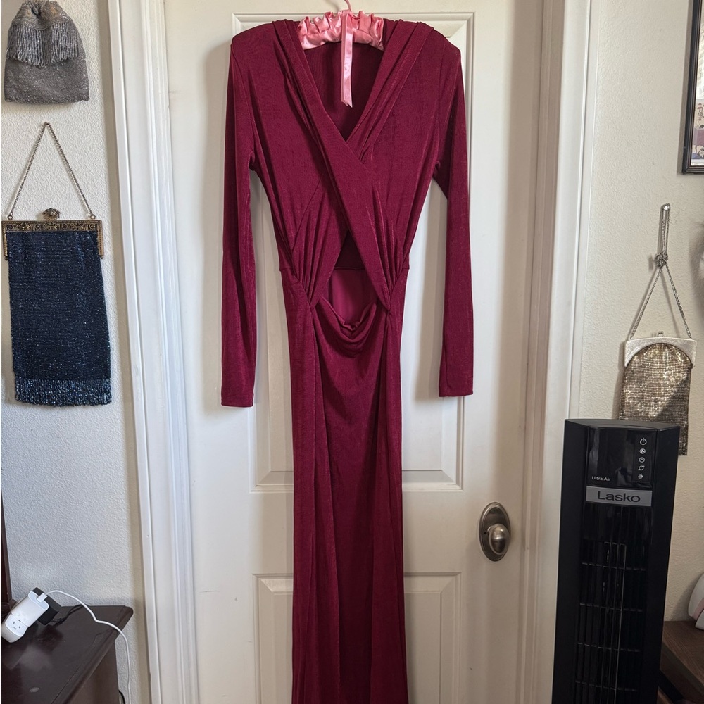 Fashion Nova Stolen Gem Burgundy Maxi Dress Size M